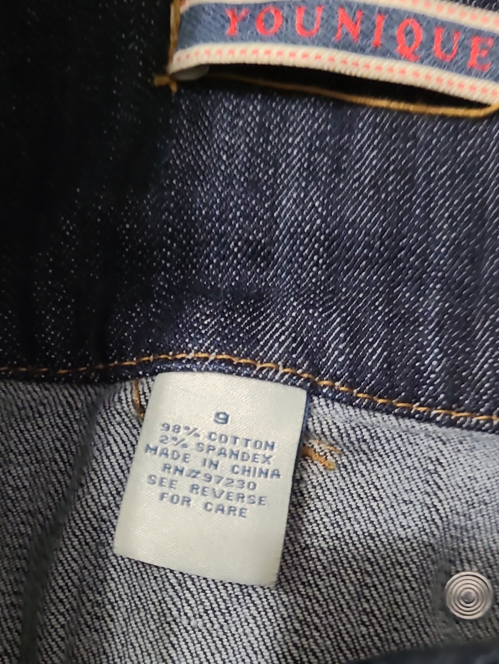 VINTAGE Younique High-Waist Wide Leg Y2K Jeans with Gold Button Detail size 9 - Picture 6 of 11